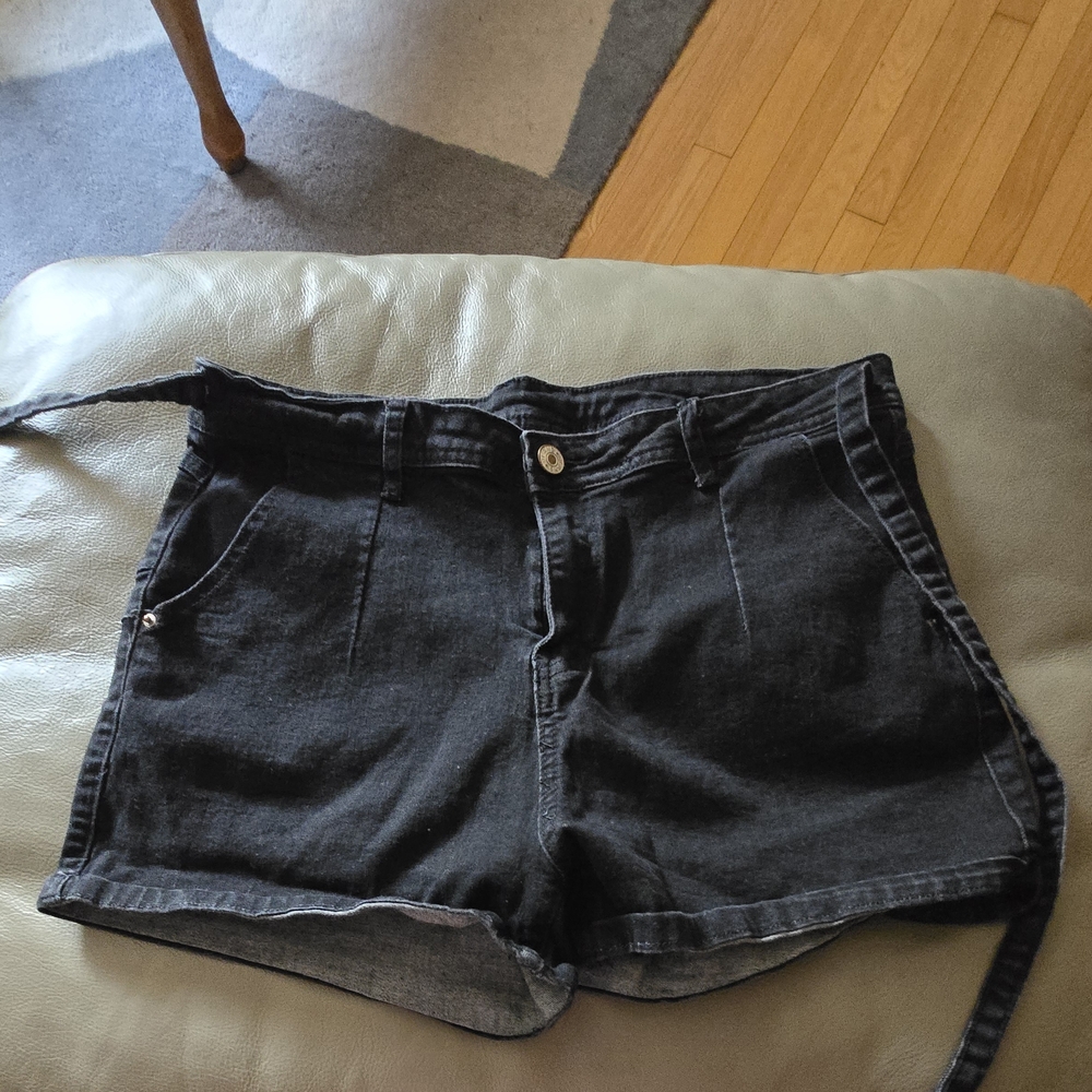 Women's High Waist Denim Shorts Casual Classic Stretchy Folded Hem Belt